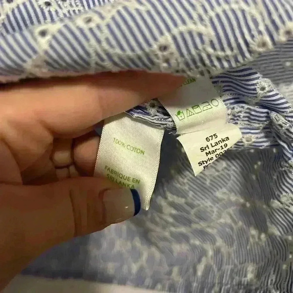 Lilly Pulitzer Willa Blue White Embroidered Eyelet Long Balloon Sleeve Top M - Picture 5 of 7